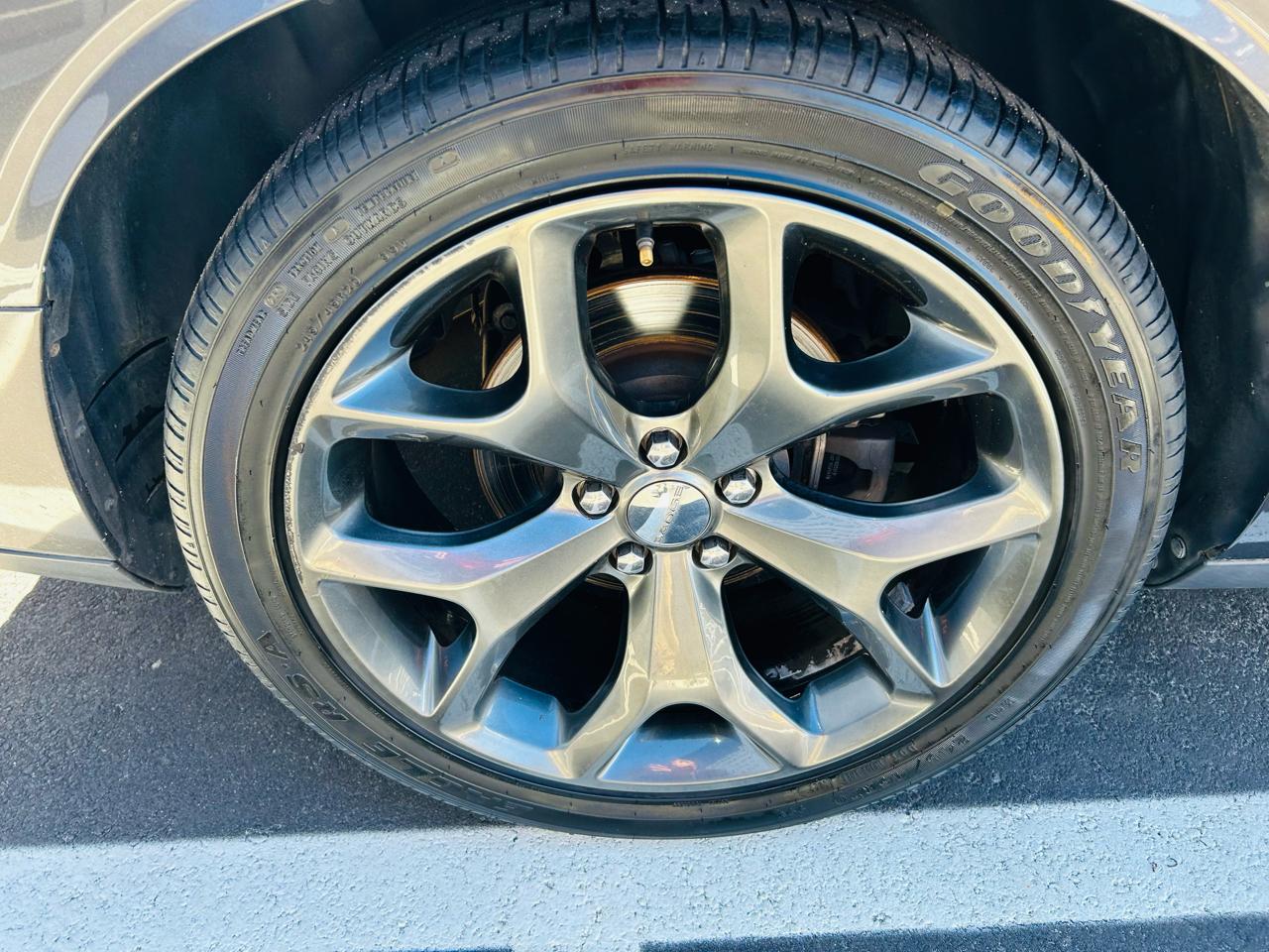 Dodge Challenger  2015