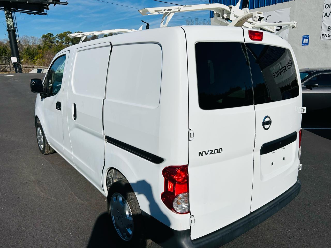 Nissan NV200 SV 2015