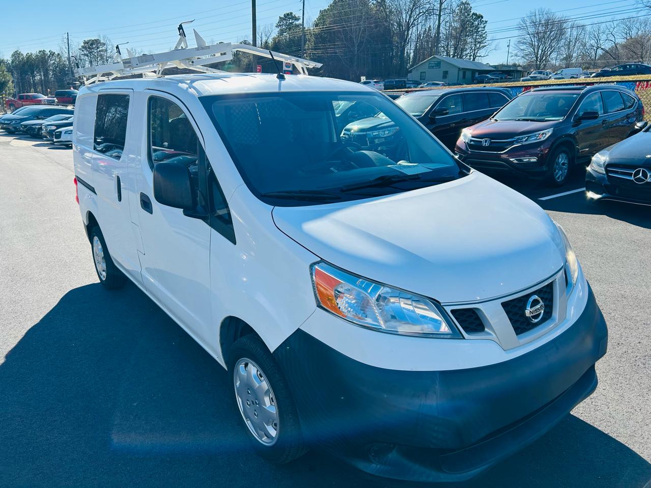 Nissan NV200 SV 2015