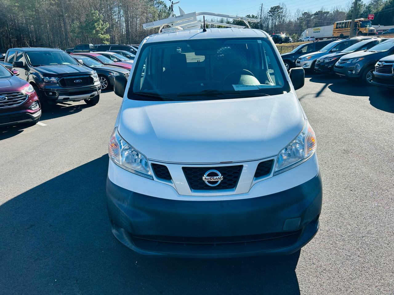 Nissan NV200 SV 2015