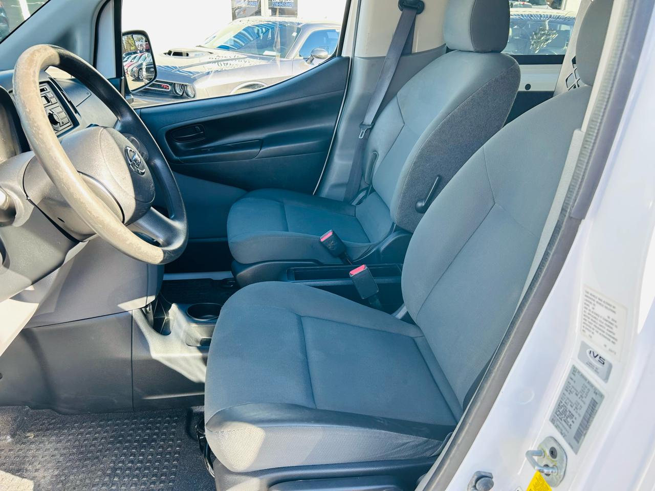 Nissan NV200 SV 2015