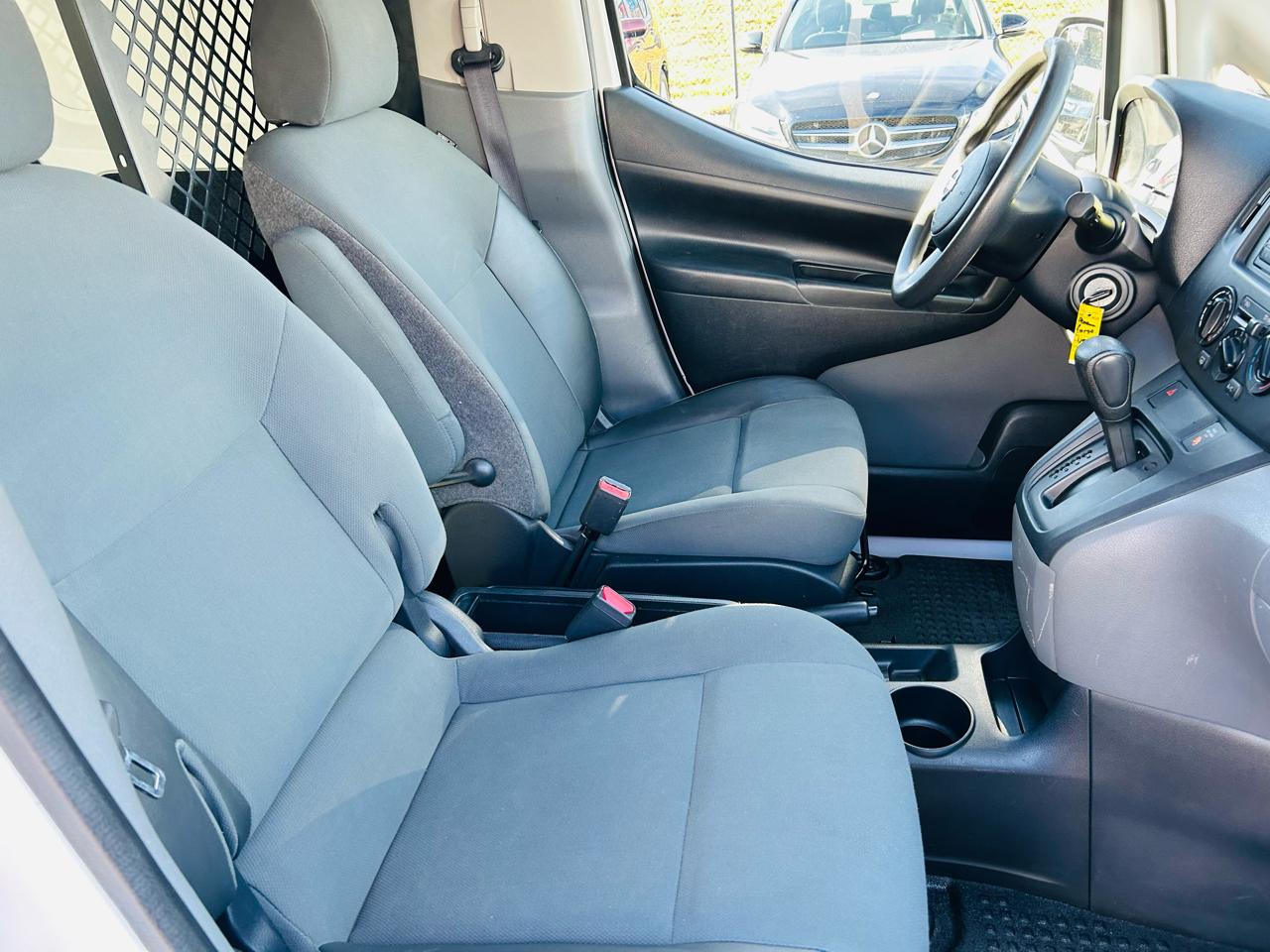 Nissan NV200 SV 2015