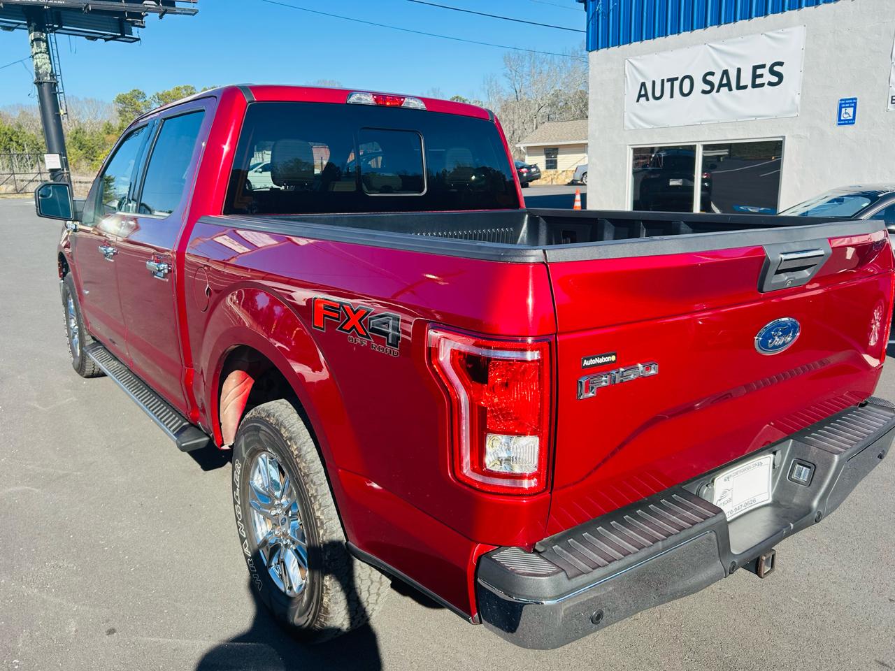 Ford F-150 XLT SuperCrew 5.5-ft. Bed 4WD 2015