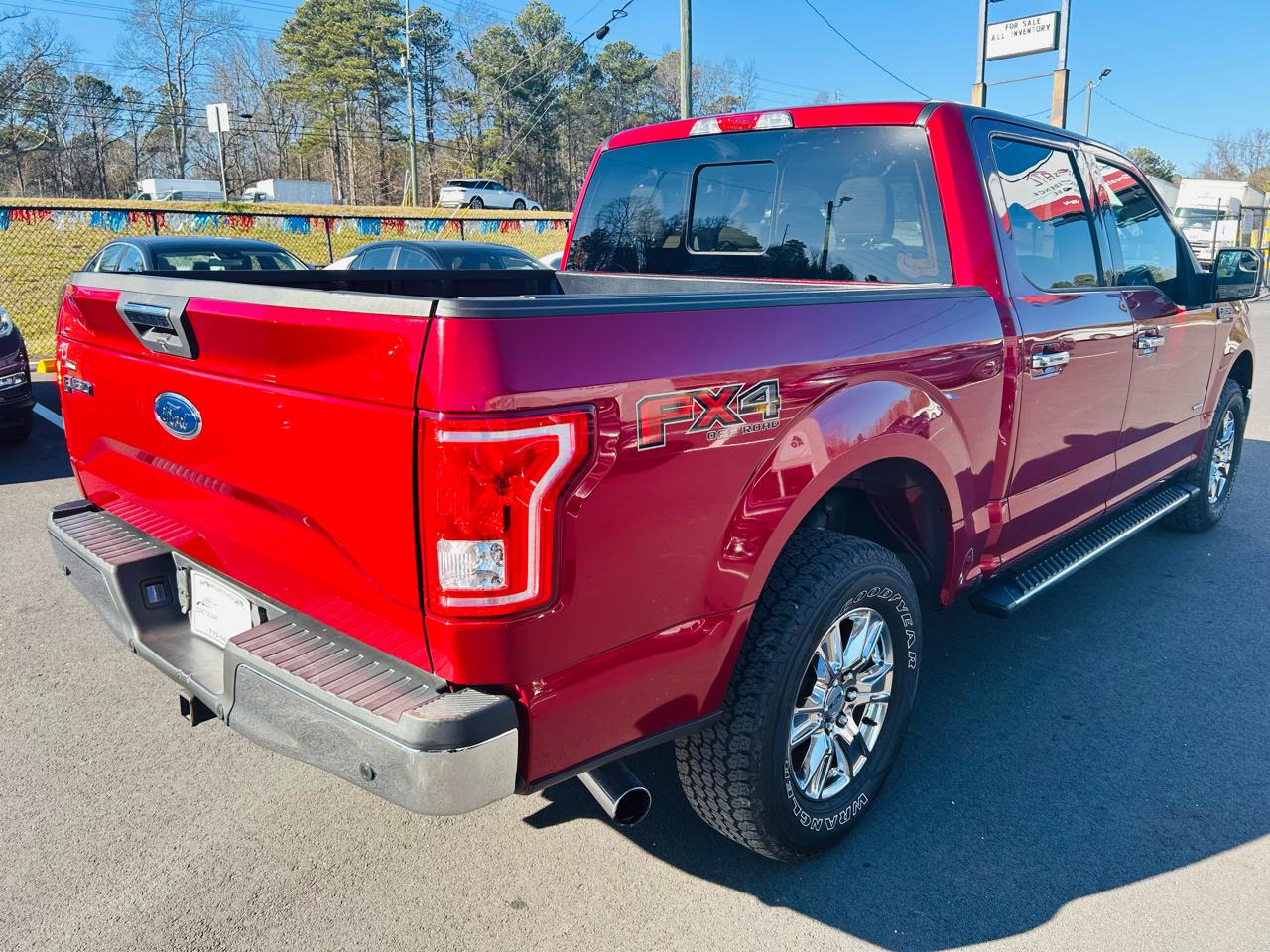 Ford F-150 XLT SuperCrew 5.5-ft. Bed 4WD 2015
