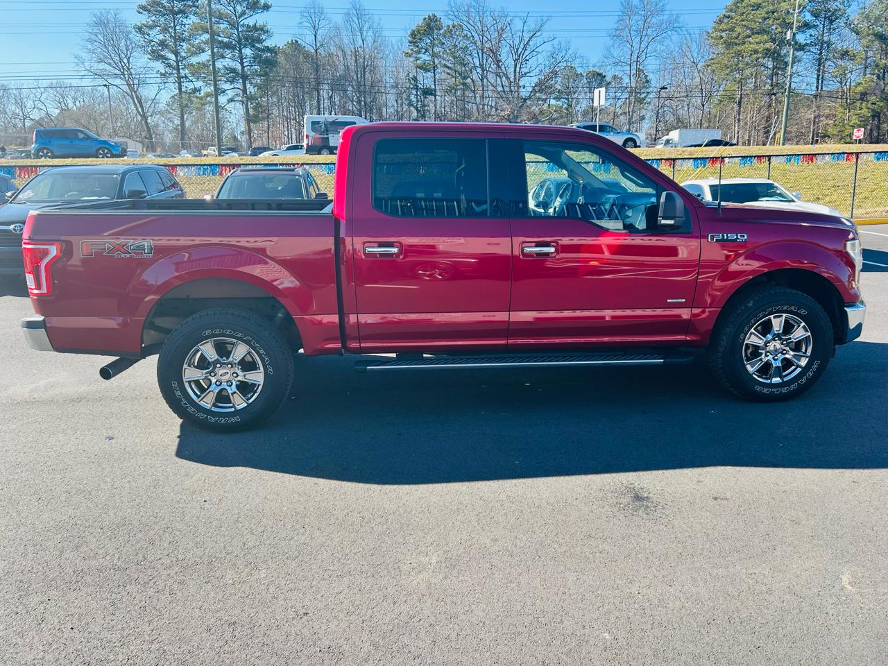 Ford F-150 XLT SuperCrew 5.5-ft. Bed 4WD 2015