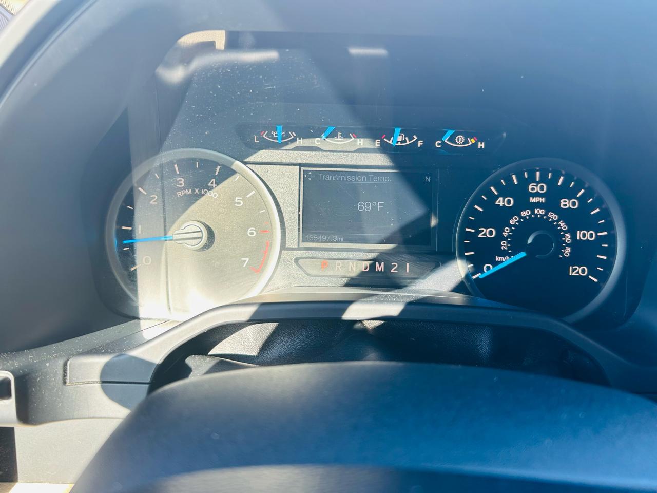 Ford F-150 XLT SuperCrew 5.5-ft. Bed 4WD 2015