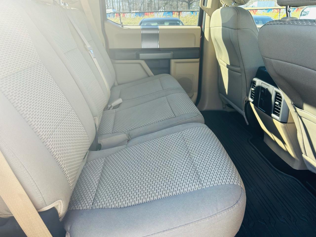 Ford F-150 XLT SuperCrew 5.5-ft. Bed 4WD 2015