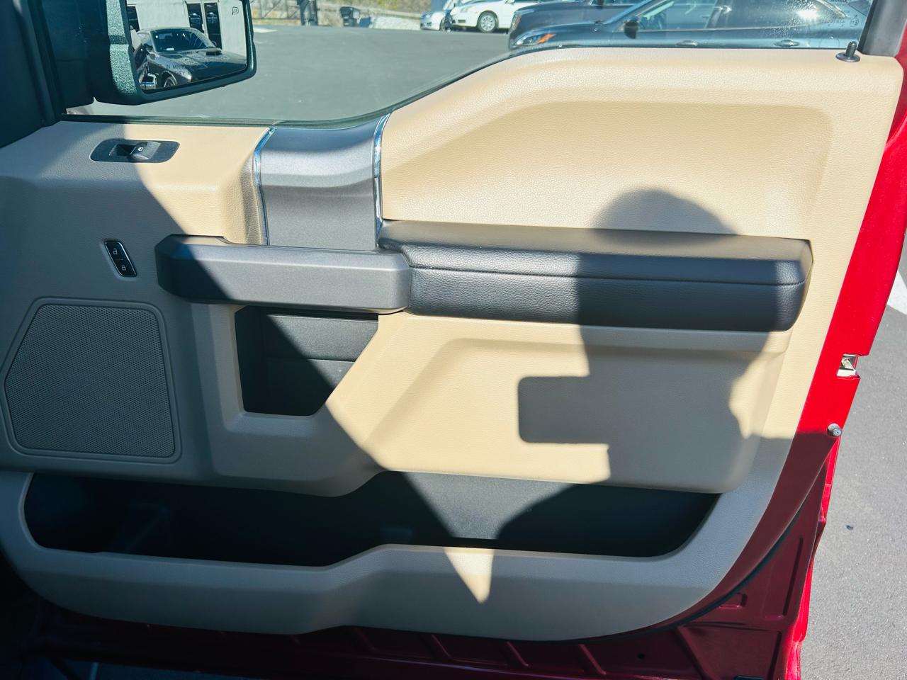 Ford F-150 XLT SuperCrew 5.5-ft. Bed 4WD 2015