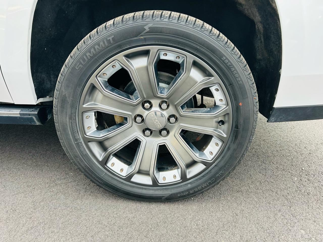 GMC Yukon XL Denali 2WD 2017