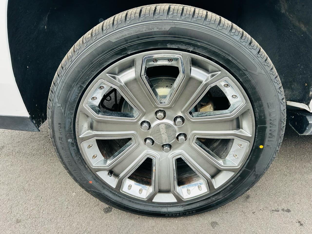 GMC Yukon XL Denali 2WD 2017