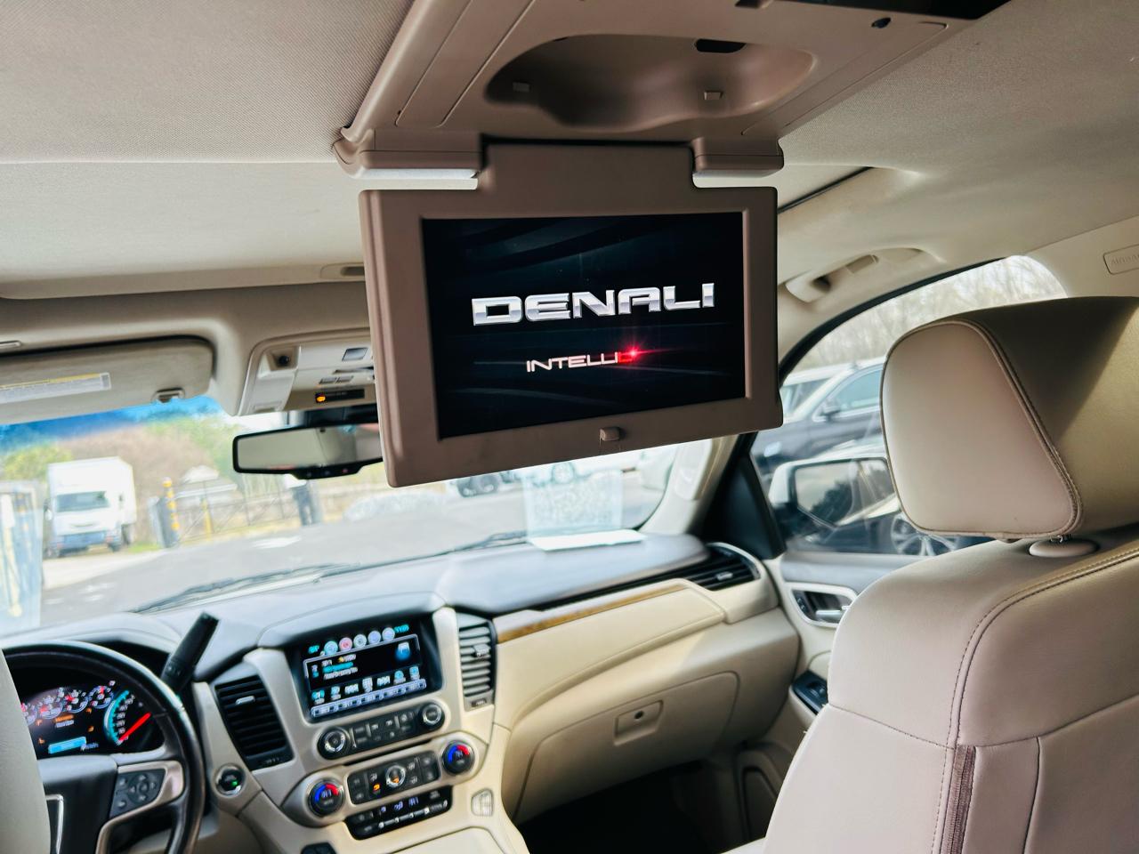 GMC Yukon XL Denali 2WD 2017