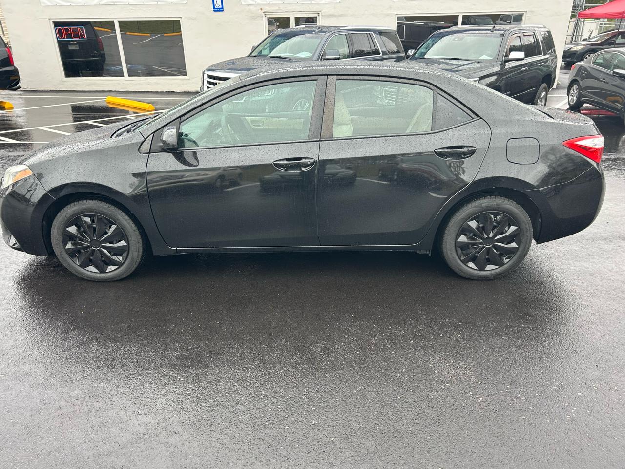 Toyota Corolla LE Plus CVT 2015