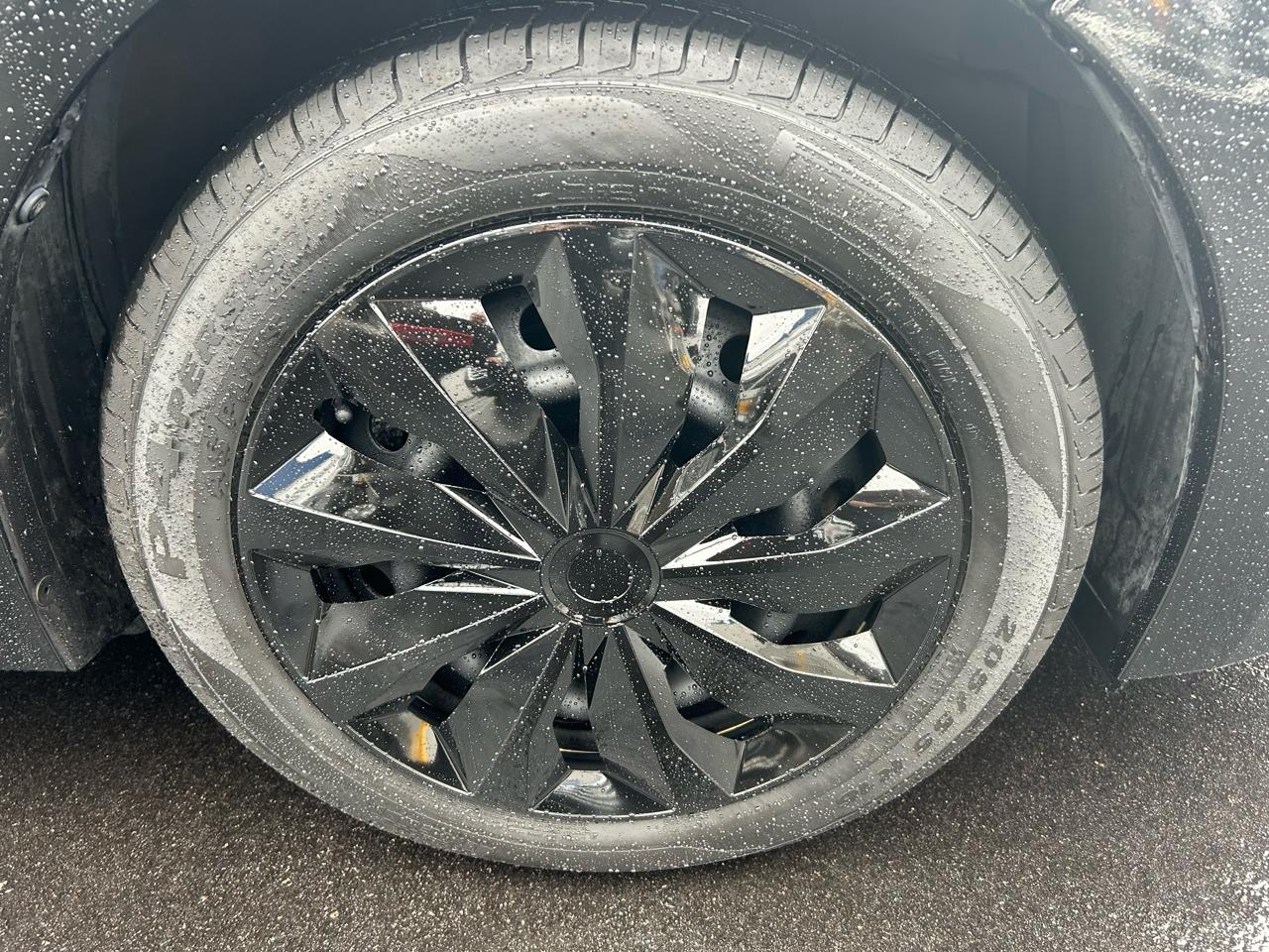 Toyota Corolla LE Plus CVT 2015