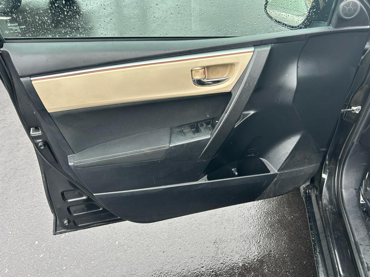 Toyota Corolla LE Plus CVT 2015