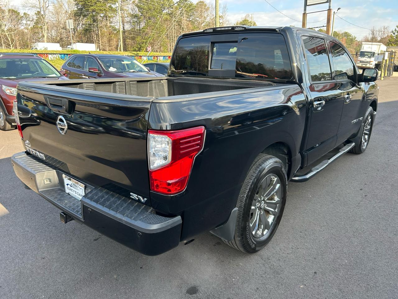 Nissan Titan SV Crew Cab 2WD 2018