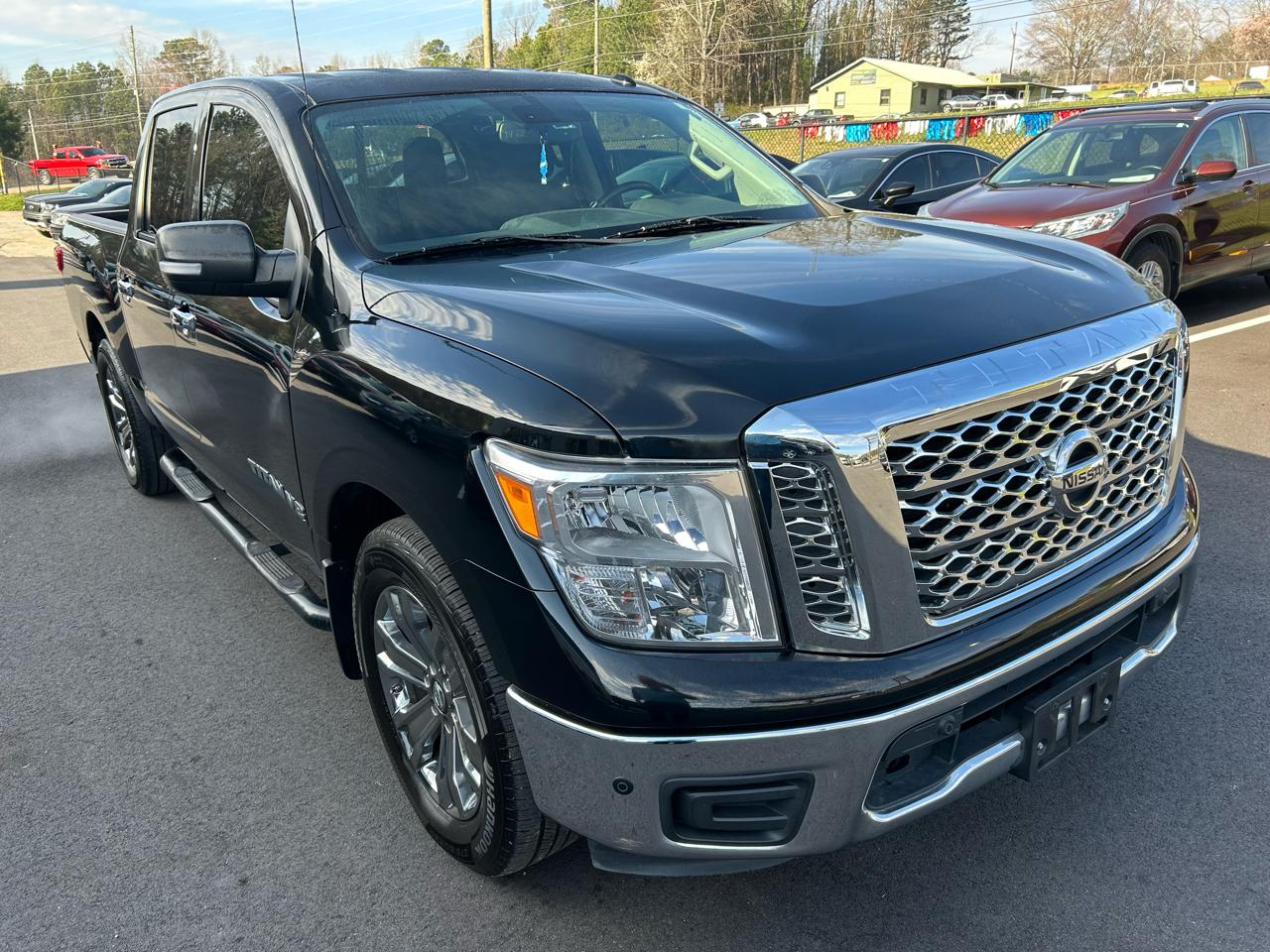 Nissan Titan SV Crew Cab 2WD 2018