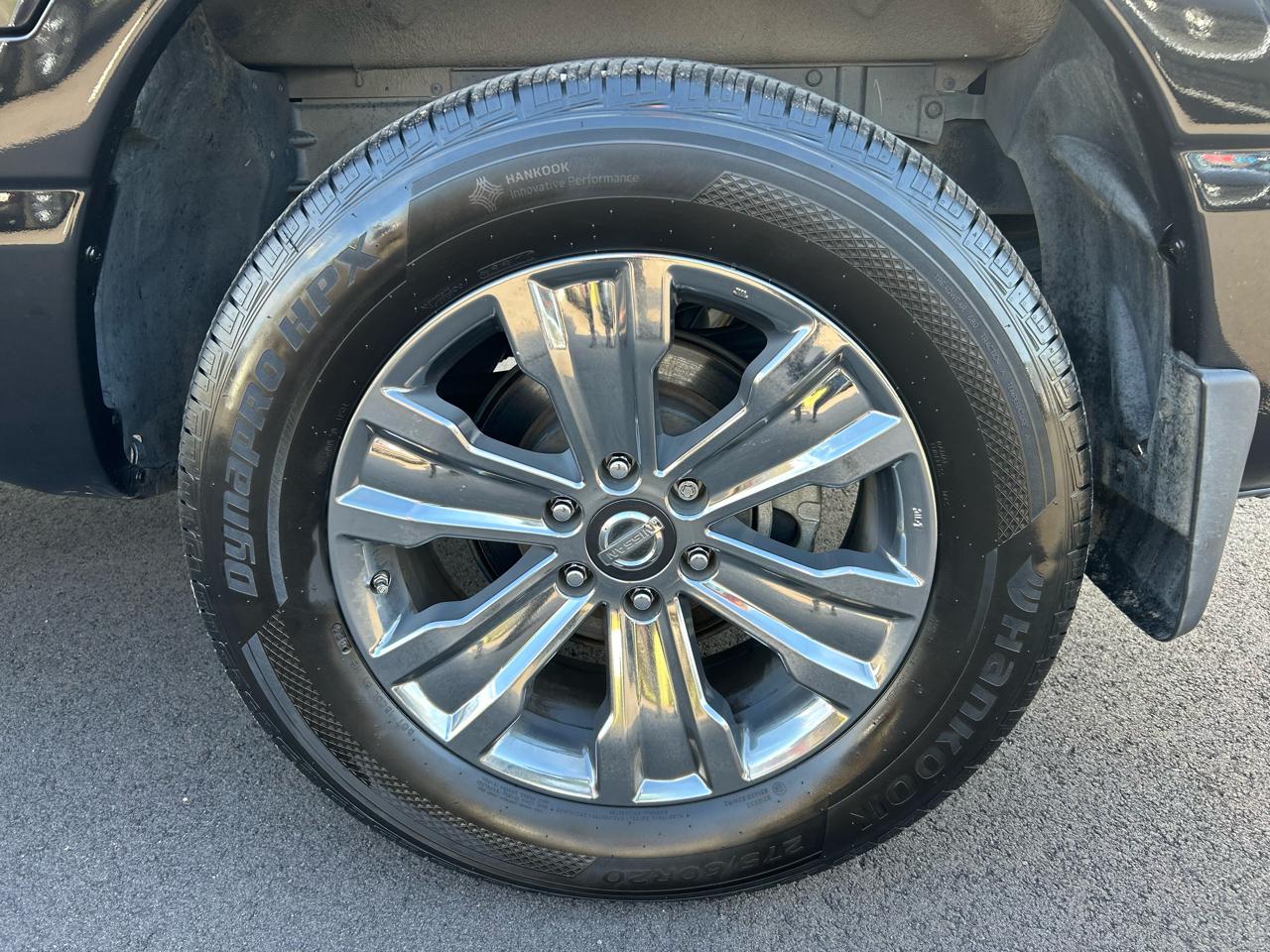 Nissan Titan SV Crew Cab 2WD 2018