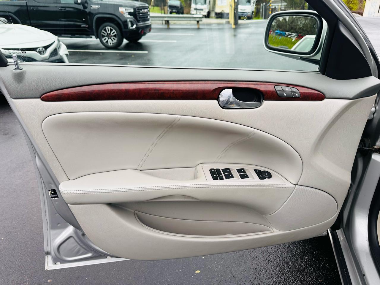 Buick Lucerne CXL 2008