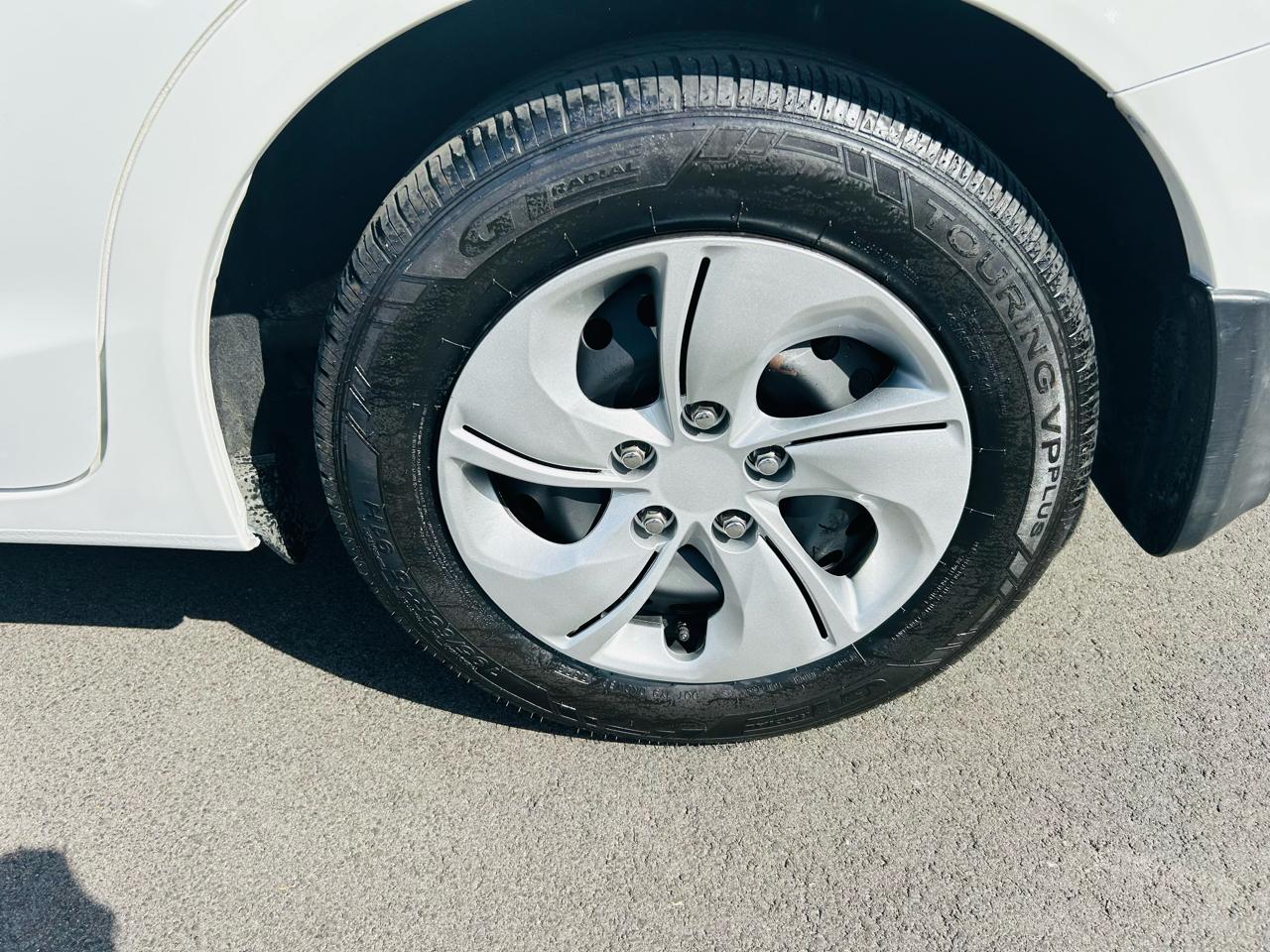 Honda Civic LX sedan 2013