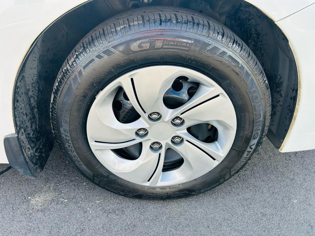 Honda Civic LX sedan 2013