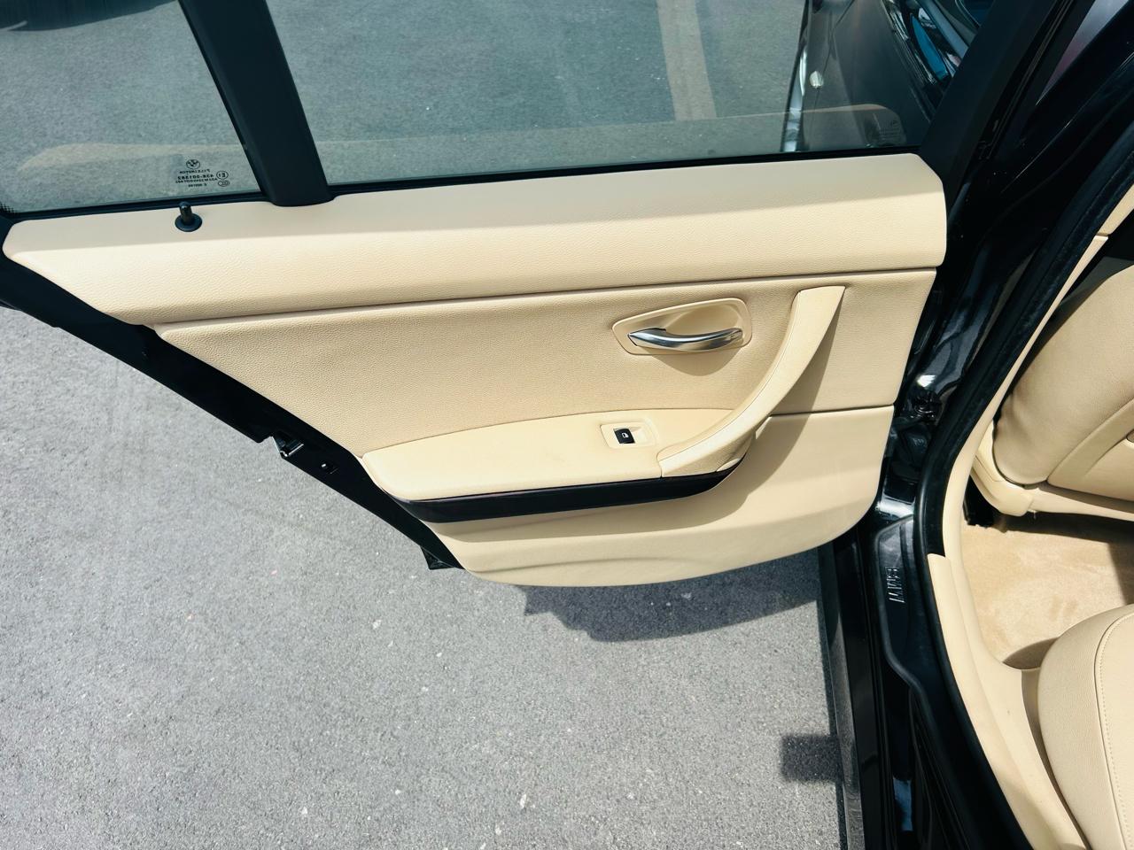 BMW 3-Series 328i 2008