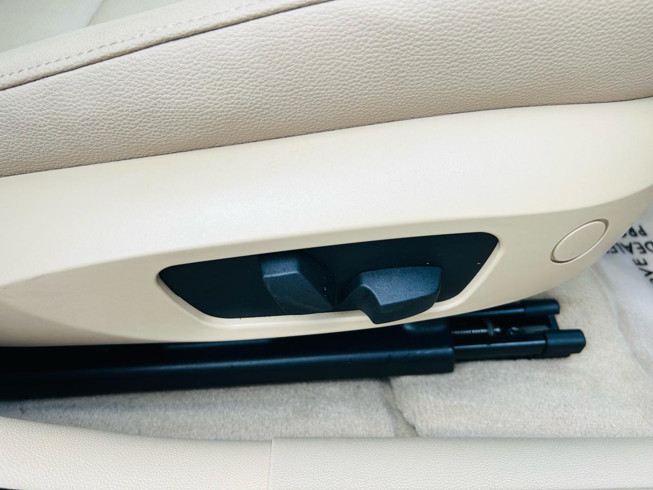 BMW 3-Series 328i 2008