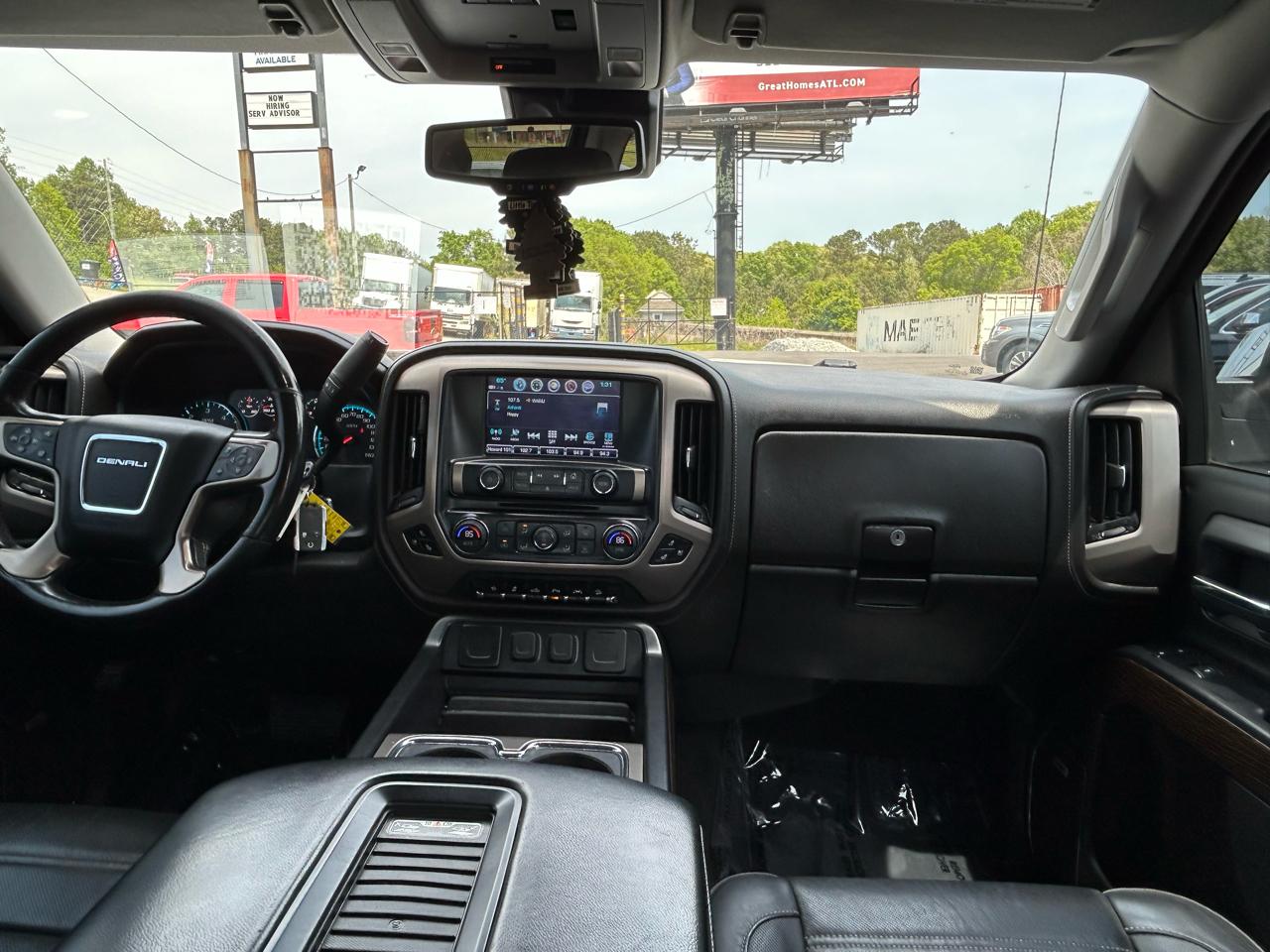 GMC Sierra 1500 Denali Crew Cab Long Box 2WD 2018