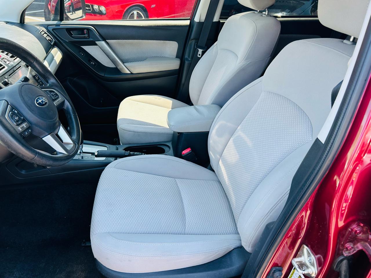 Subaru Forester 2.5i Premium PZEV CVT 2017