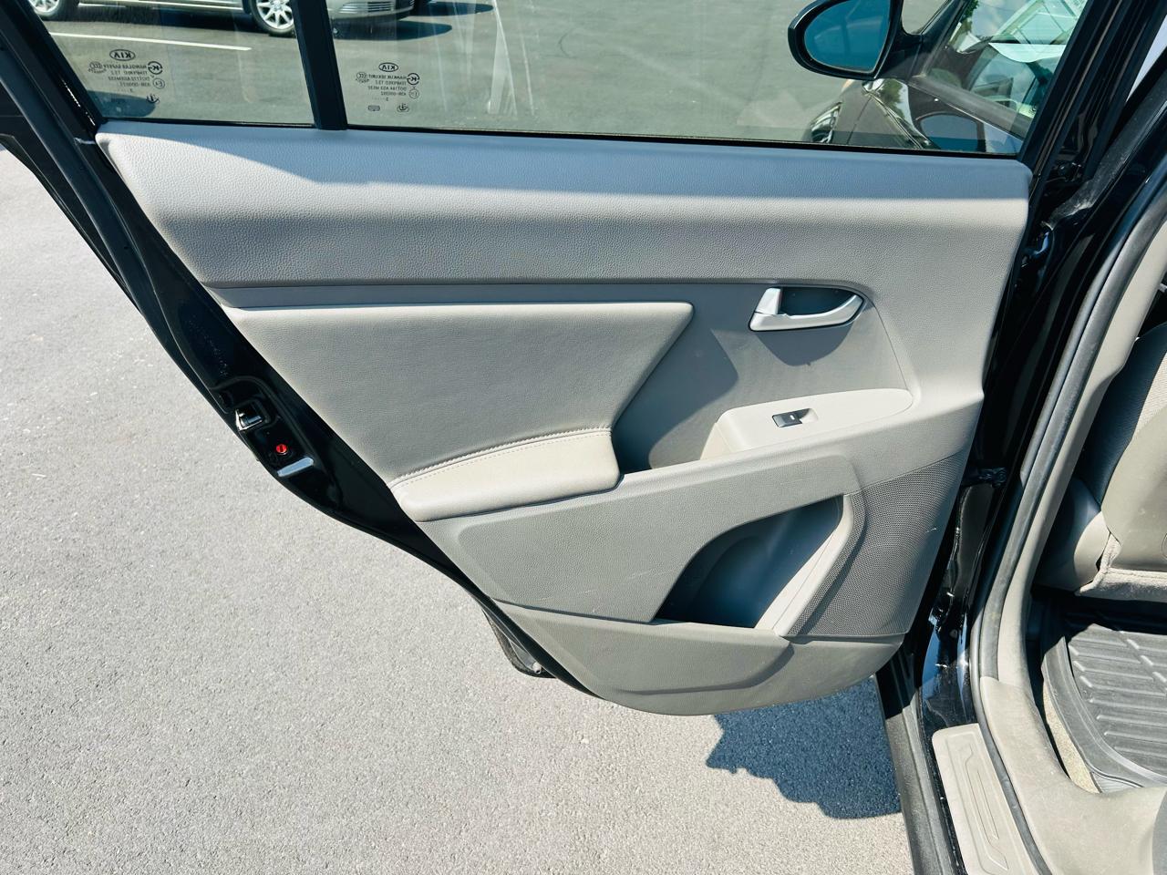 Kia Sportage LX FWD 2014