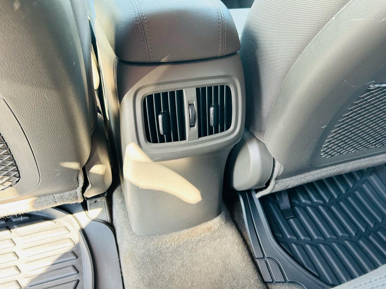 Kia Sportage LX FWD 2014