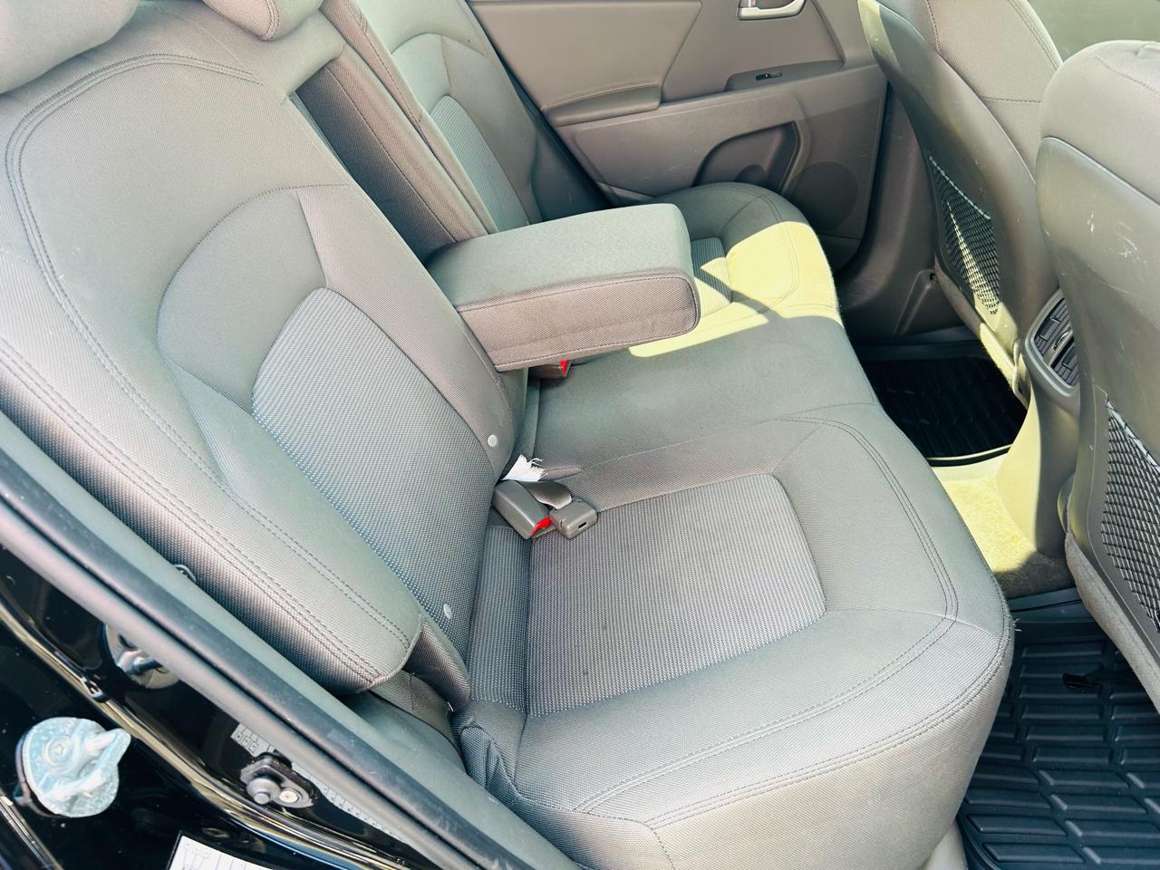 Kia Sportage LX FWD 2014