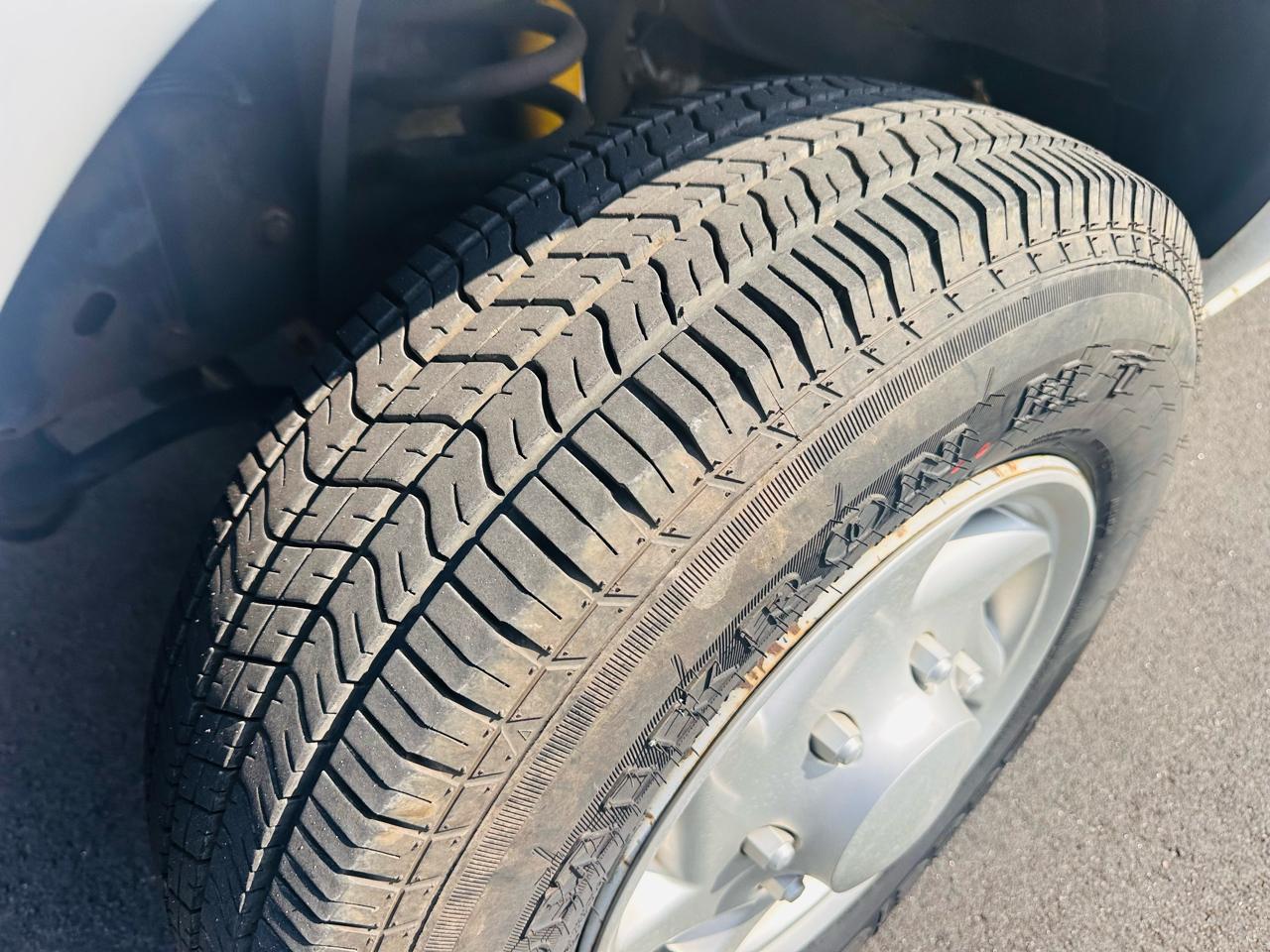 Ford Econoline E-150 2010