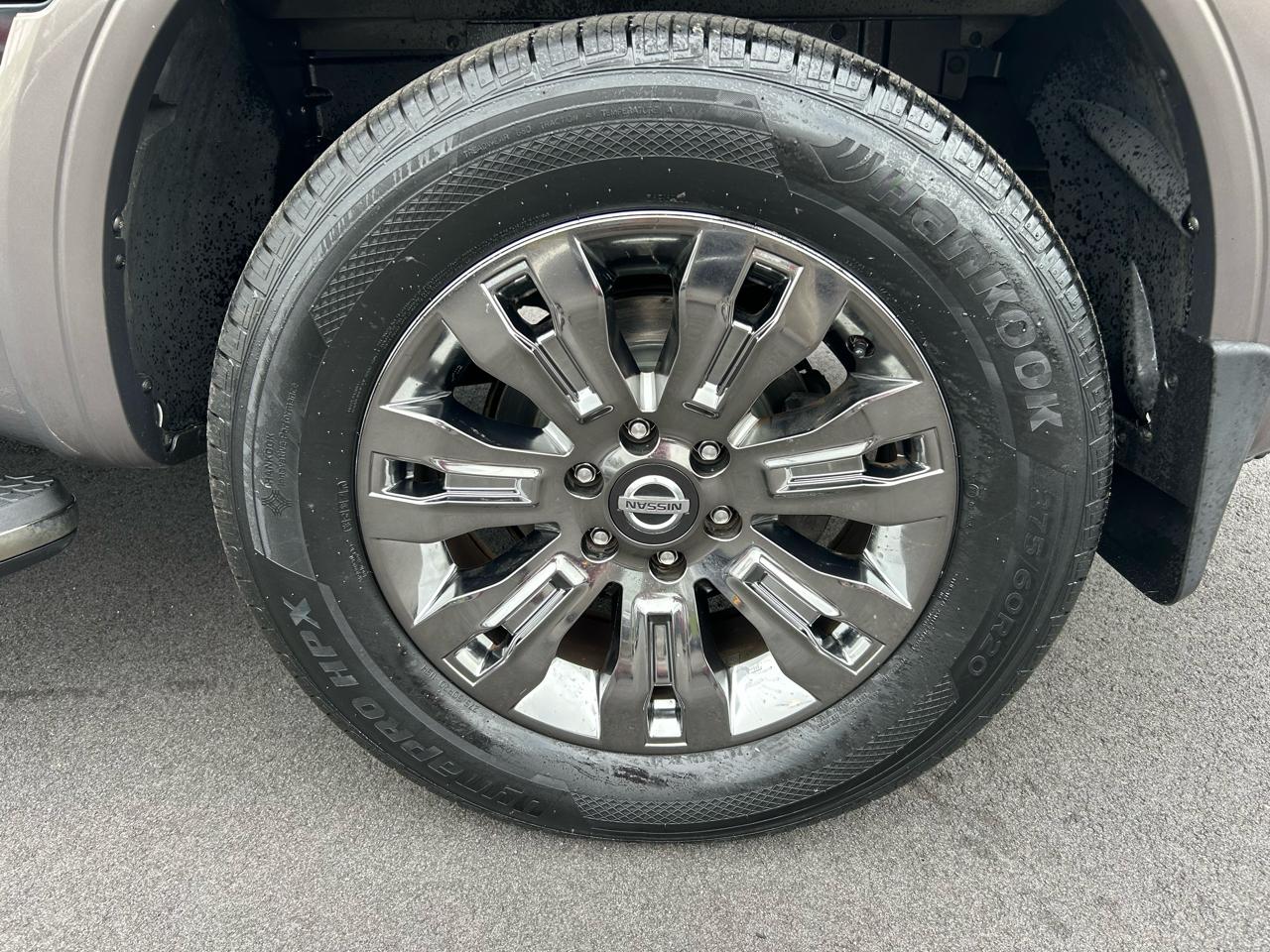 Nissan Titan Platinum Reserve Crew Cab 2WD 2019