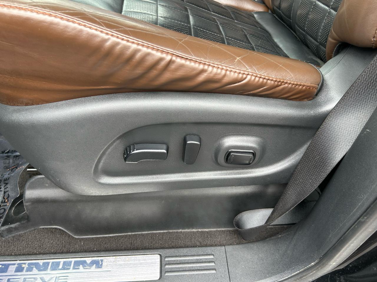Nissan Titan Platinum Reserve Crew Cab 2WD 2019