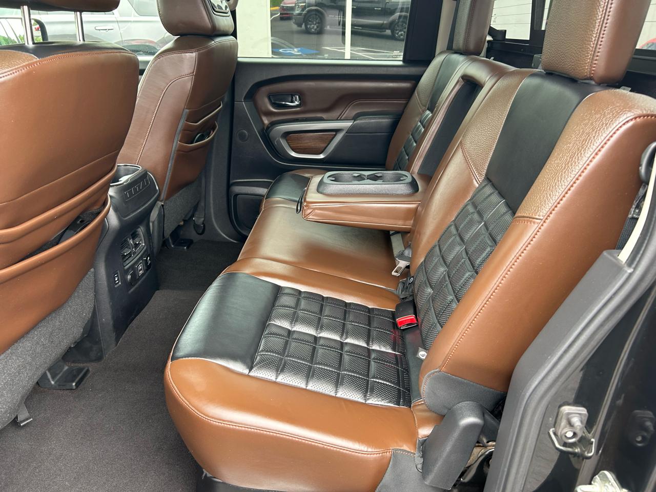 Nissan Titan Platinum Reserve Crew Cab 2WD 2019