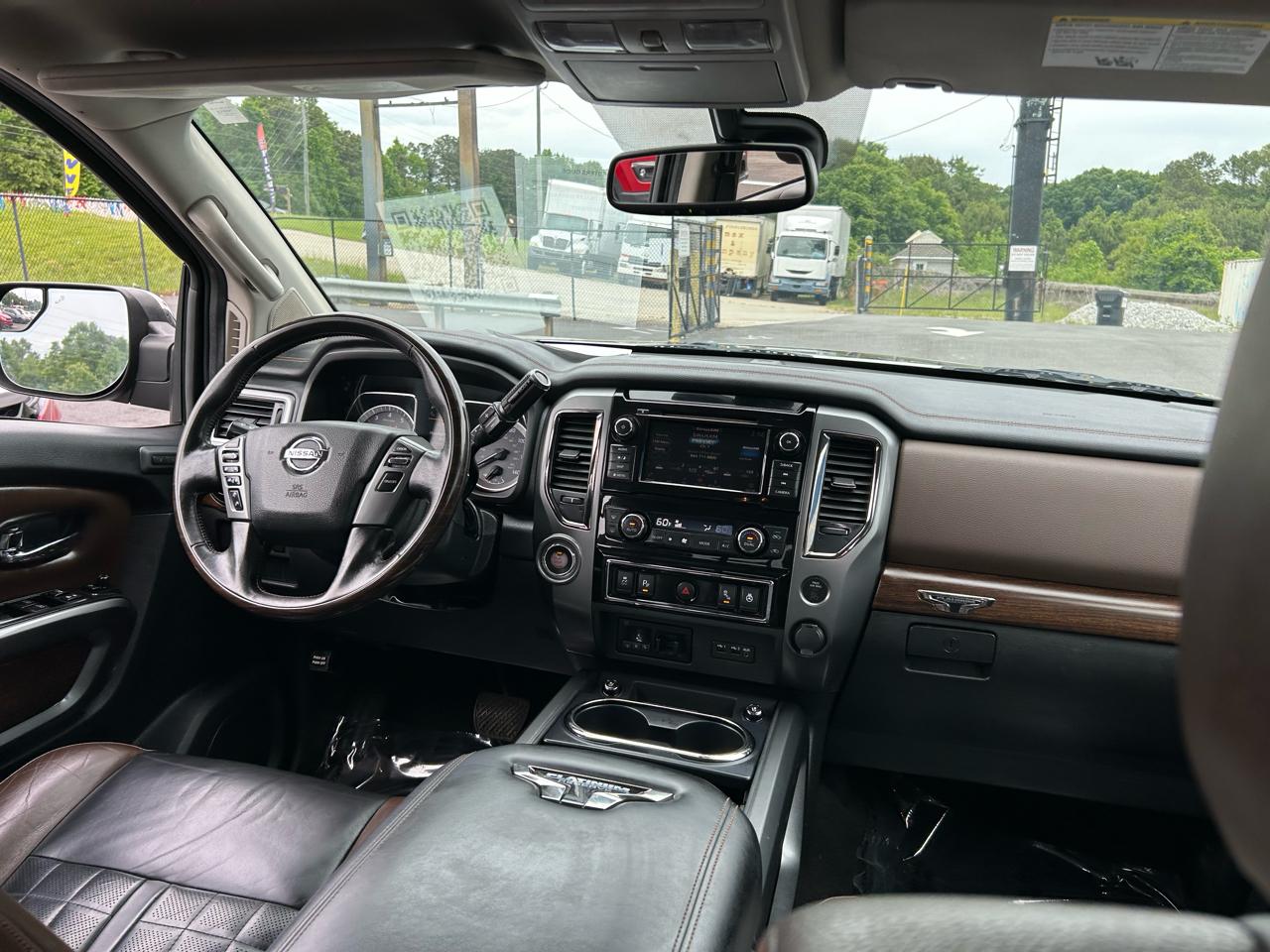 Nissan Titan Platinum Reserve Crew Cab 2WD 2019