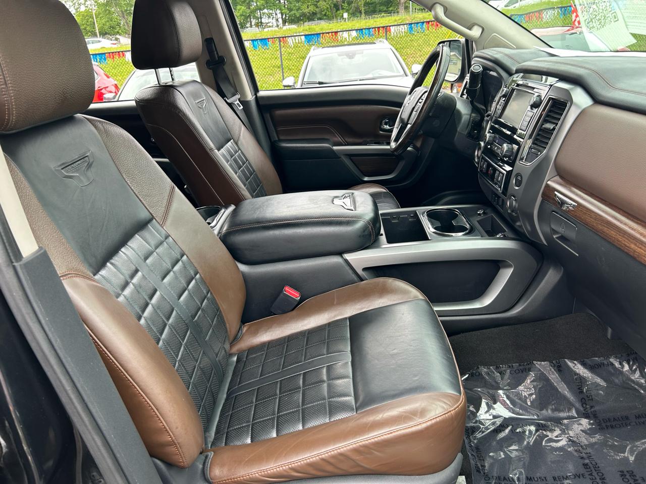 Nissan Titan Platinum Reserve Crew Cab 2WD 2019