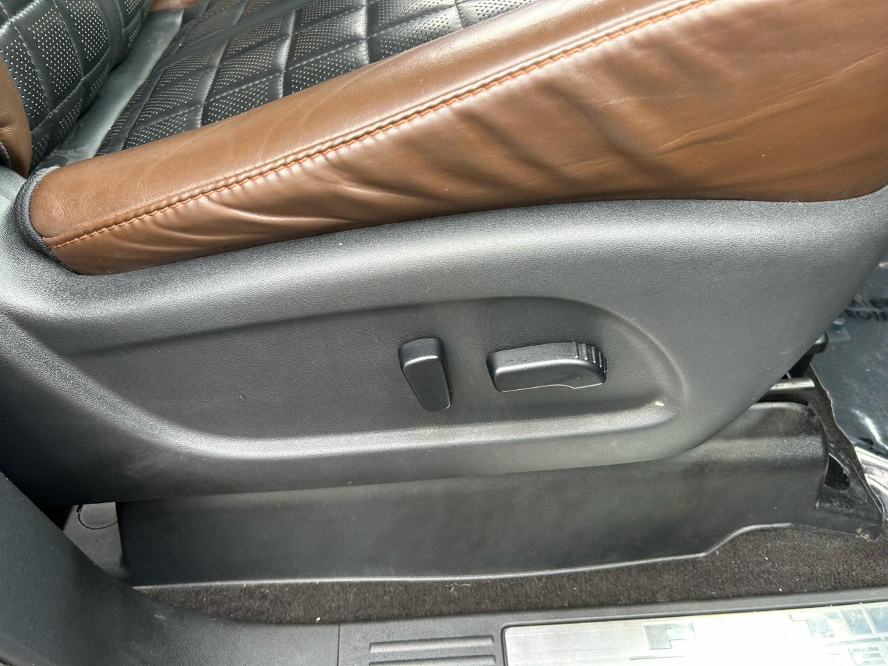 Nissan Titan Platinum Reserve Crew Cab 2WD 2019