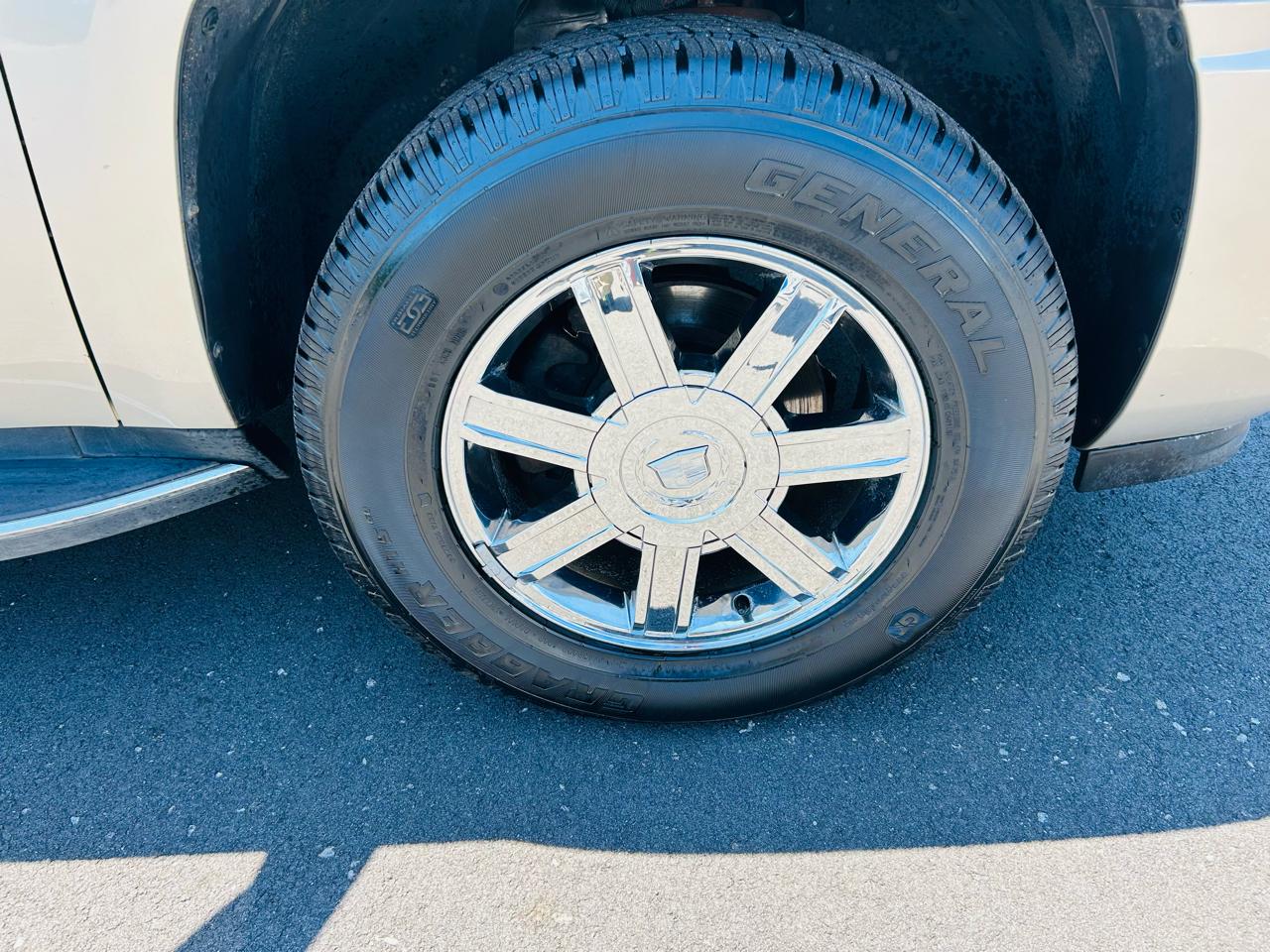 Cadillac Escalade AWD 2008