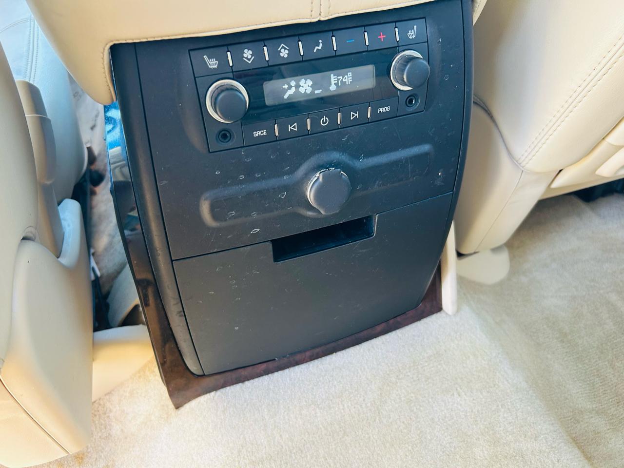 Cadillac Escalade AWD 2008