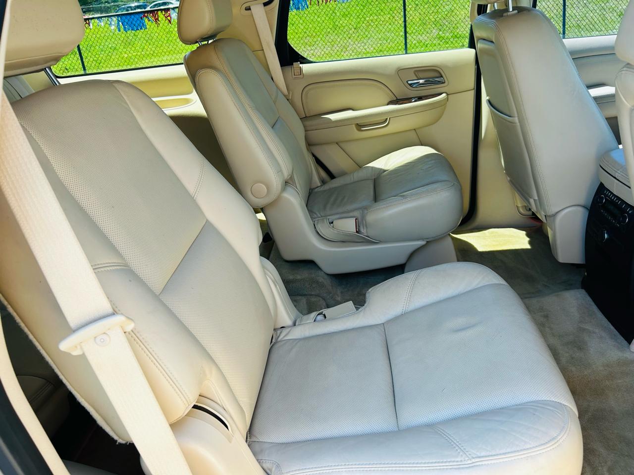 Cadillac Escalade AWD 2008