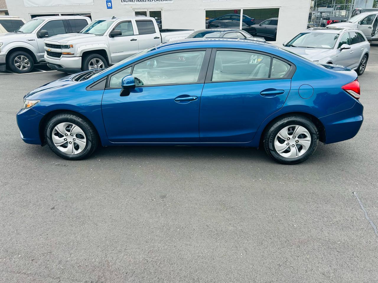Honda Civic LX sedan 2013