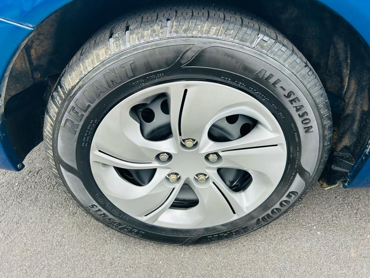 Honda Civic LX sedan 2013