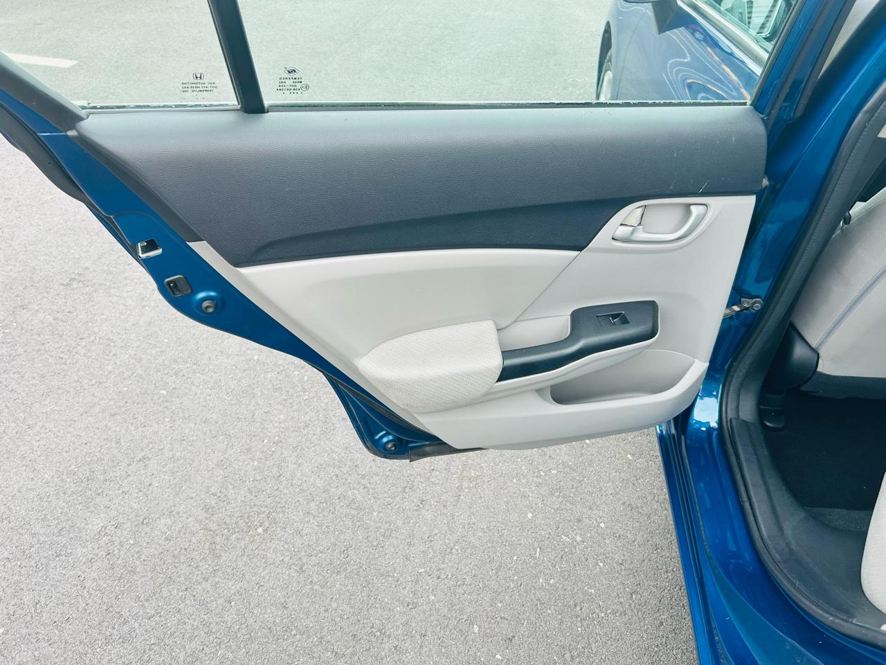 Honda Civic LX sedan 2013