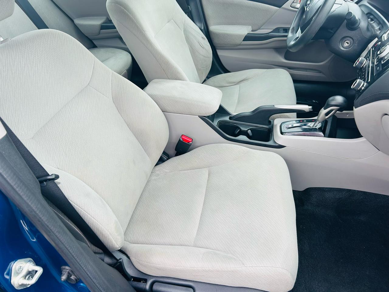 Honda Civic LX sedan 2013