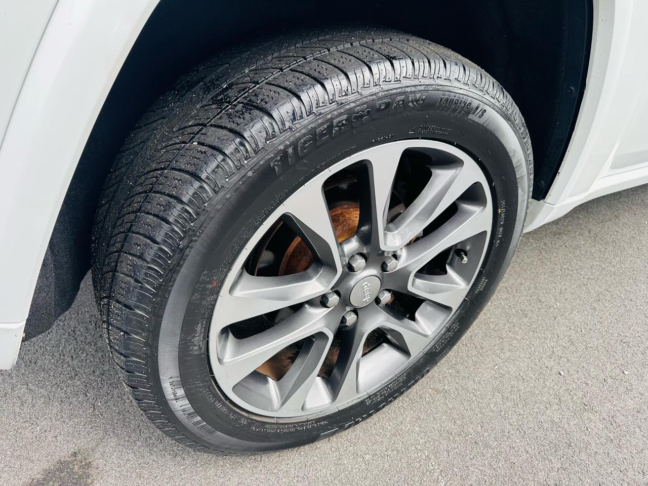 Jeep Grand Cherokee Overland 4WD 2018