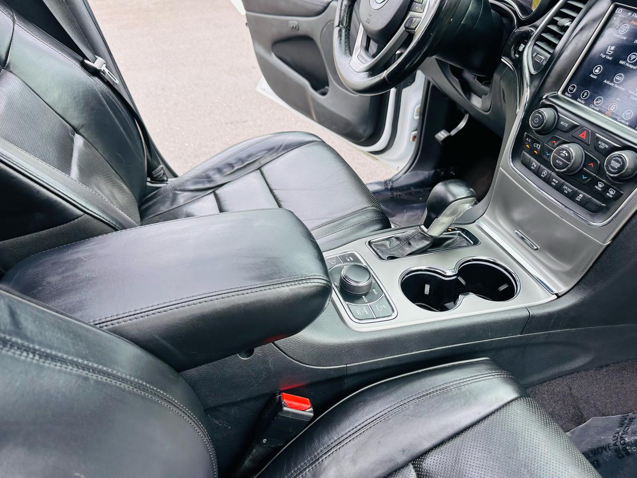 Jeep Grand Cherokee Overland 4WD 2018