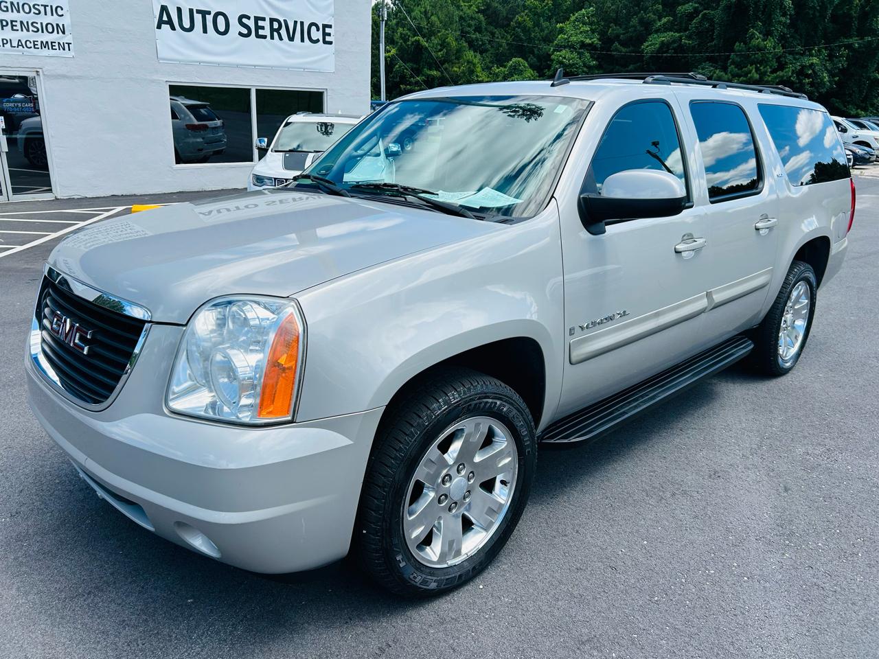 2009 GMC Yukon XL SLT-1 1/2 Ton 2WD
