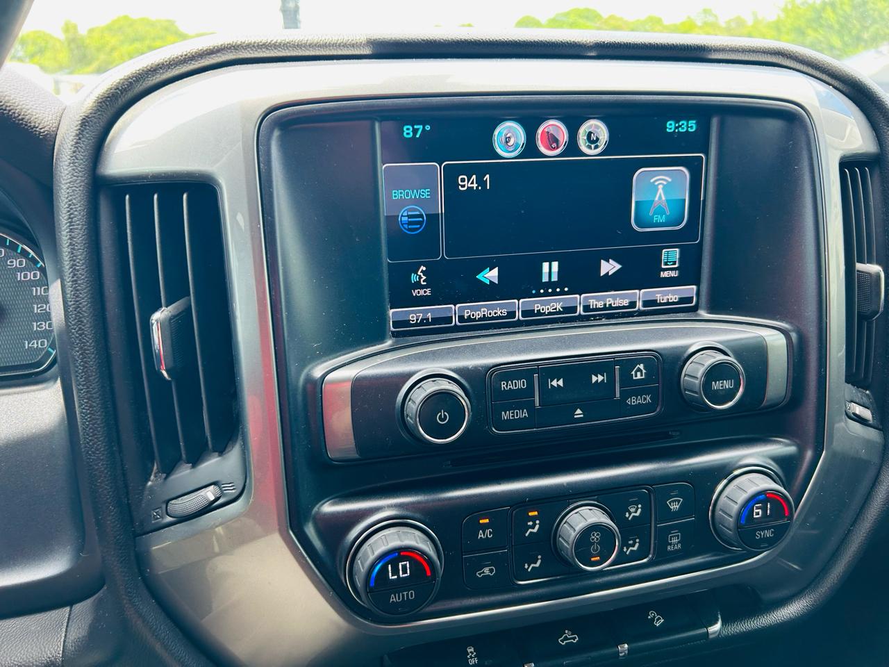 Chevrolet Silverado 1500 LT Crew Cab 2WD 2015