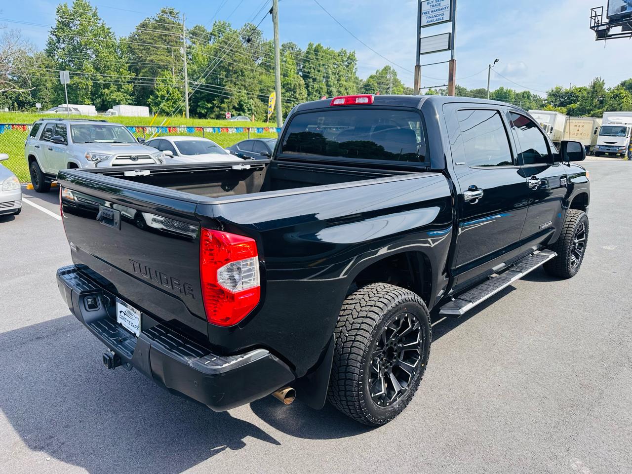 Toyota Tundra Limited 5.7L CrewMax 2WD 2015
